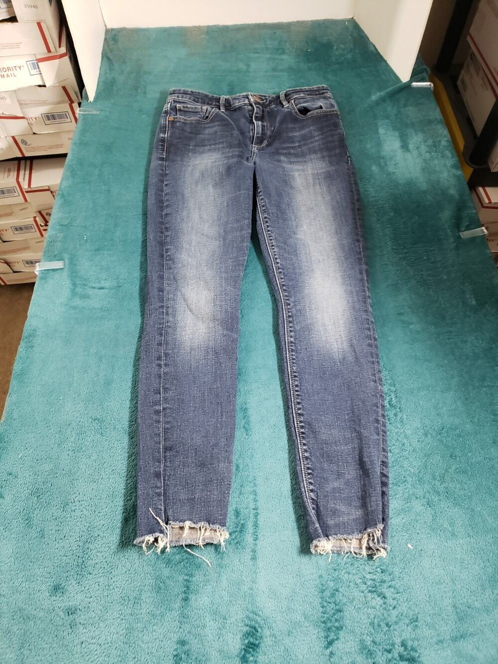 Lucky Brand Jeans Size 4 Womens Blue Stretch Pants Fray Hem Bridgette Skinny